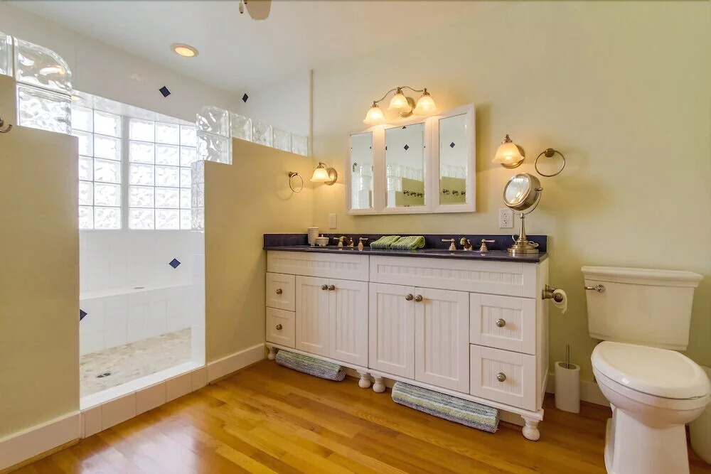 Little Big Pearl 4 Bedrooms 3 Bathrooms Home