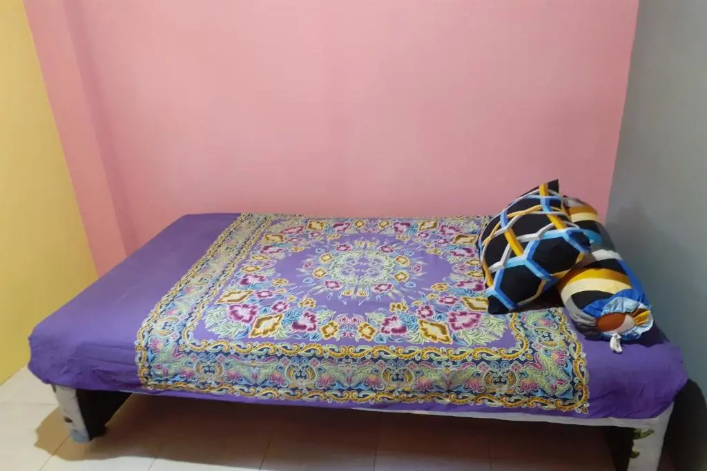 OYO Life 2678 Manyar Guest House