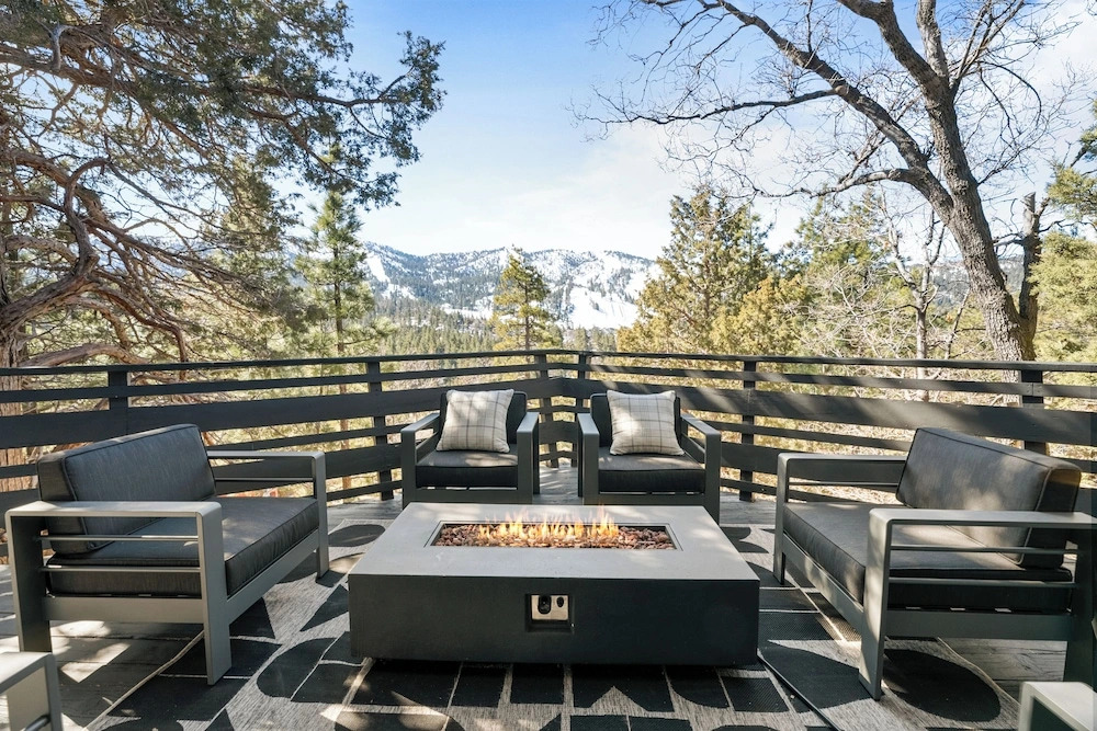Ski View Chalet