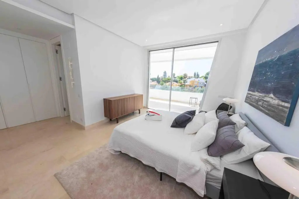 New Top Townhouse With Private Pool/4Bdr/3.5Bath
