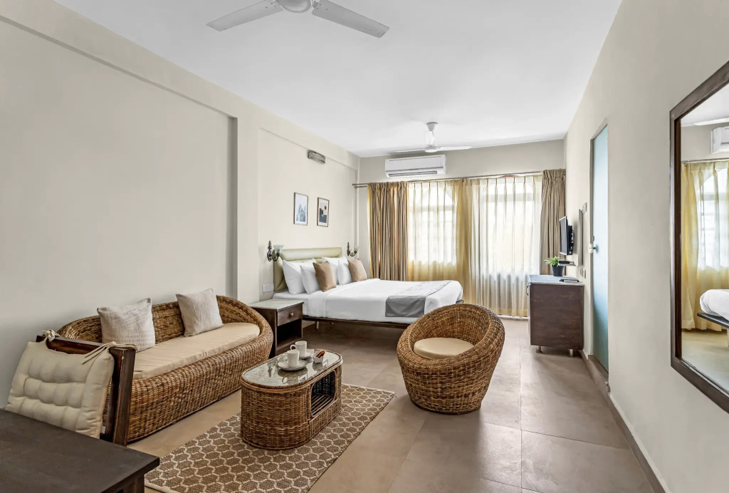 La Vaiencia Beach Resort, Morjim