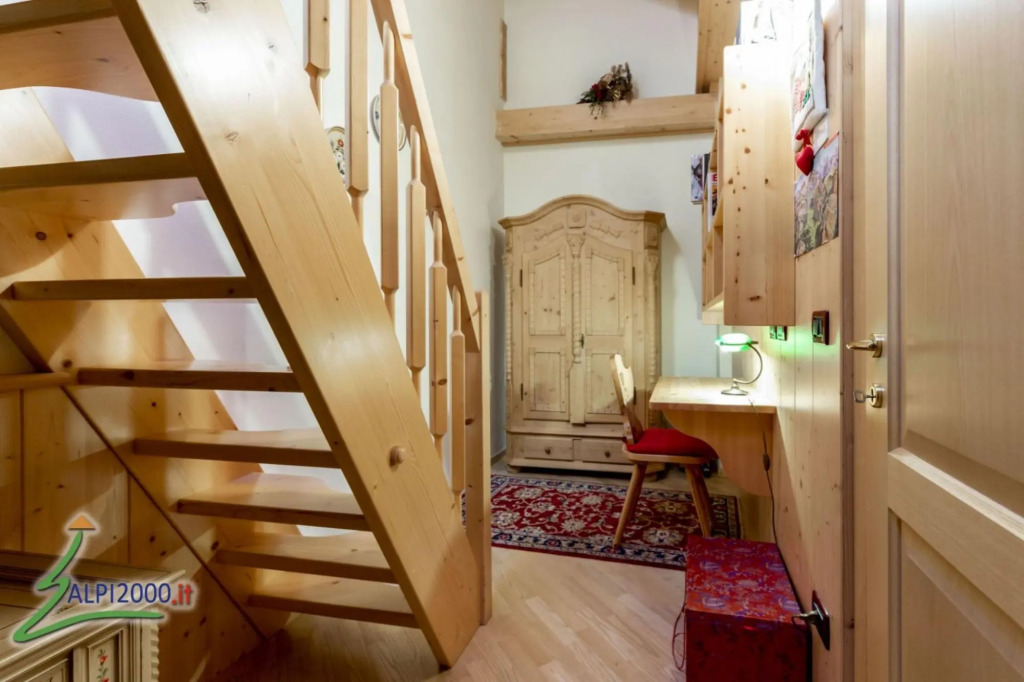 RADETZKY -  typical apartment. (022113-AT-667315)-604  RADETZKY