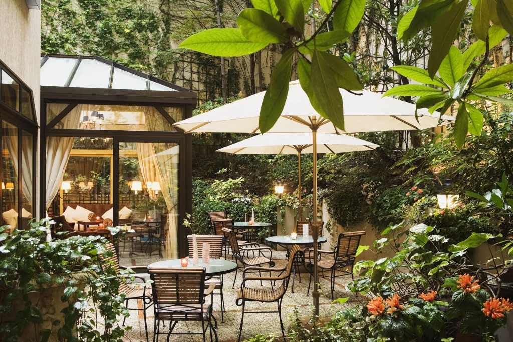 Garden-Elysée