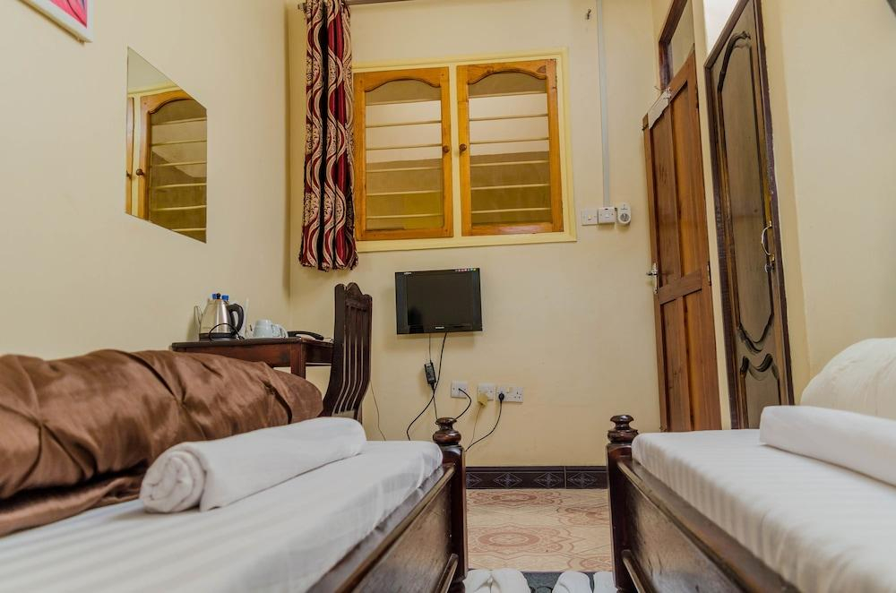Seronera Hotel
