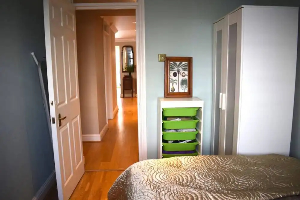 2 Bedroom Apartment In Kilburn