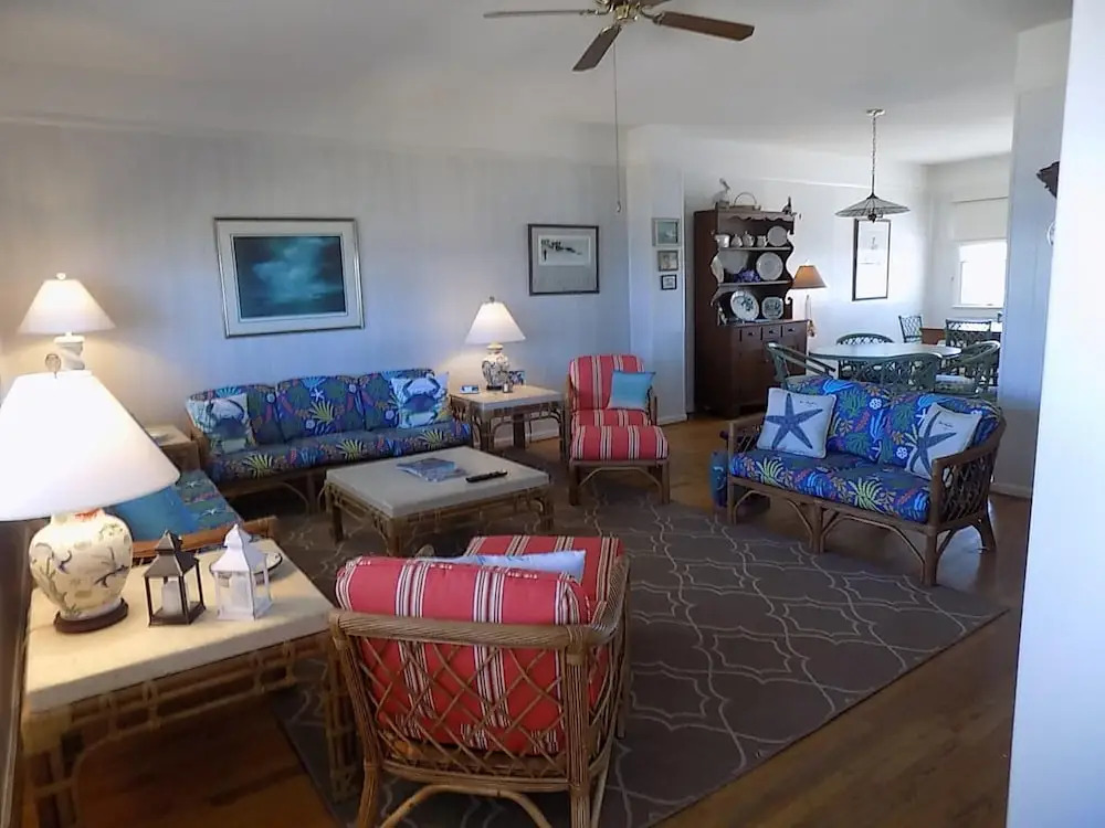 Pelican Perch - 5 Br Home