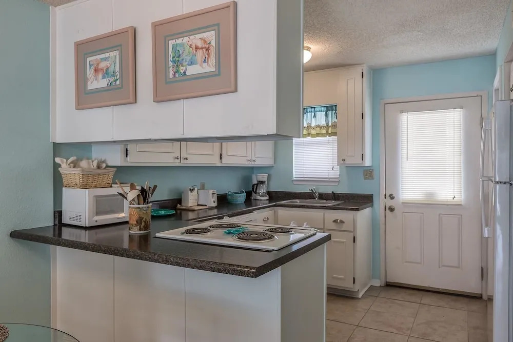 Harbor House Unit 11B