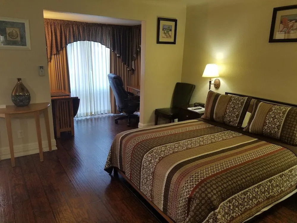 Los Gatos Garden Inn Hotel
