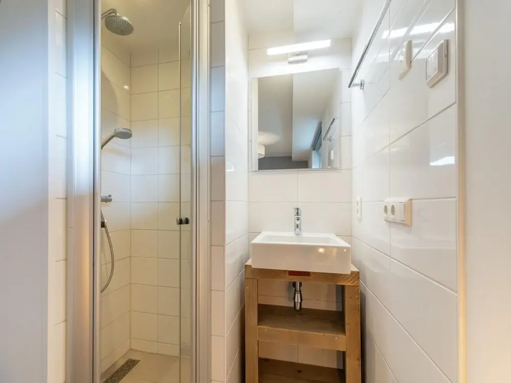 Enjoy Luxury and Comfort in Holiday Villa Kavel 10