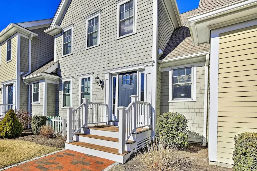 1 Mi to Town & Oyster Pond Beach: Chatham Retreat