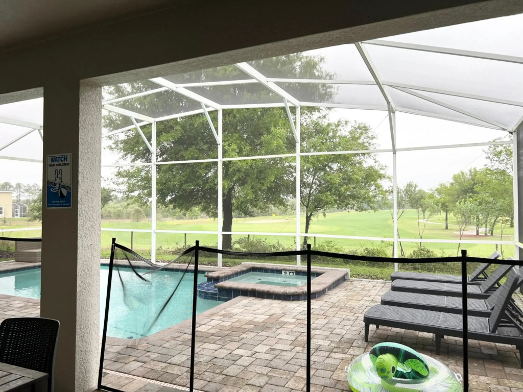 Vila 8 Bedrooms 5 bathrooms and theater room, golf course view