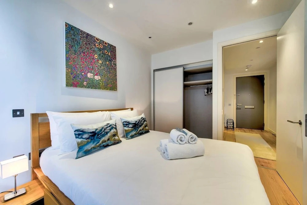 Iconic Quartermile Apartment: Heart of the Old Town