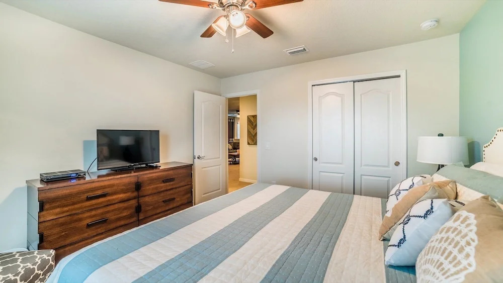 Windsor Westside Resort 7 Bedroom Home Game Room 0855