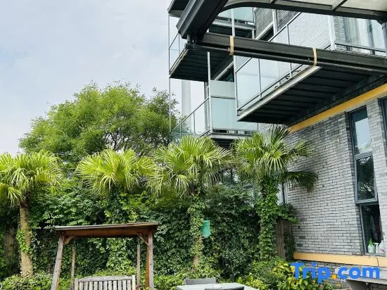 Xinmu Lanlian Boutique Hotel