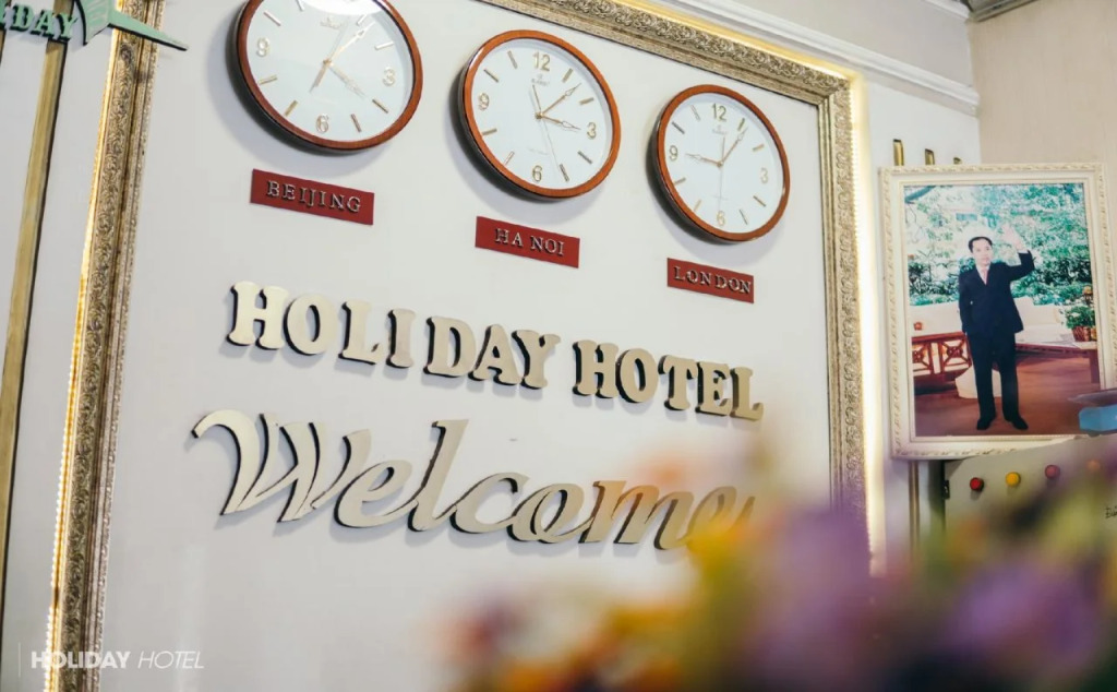 Holiday Hotel