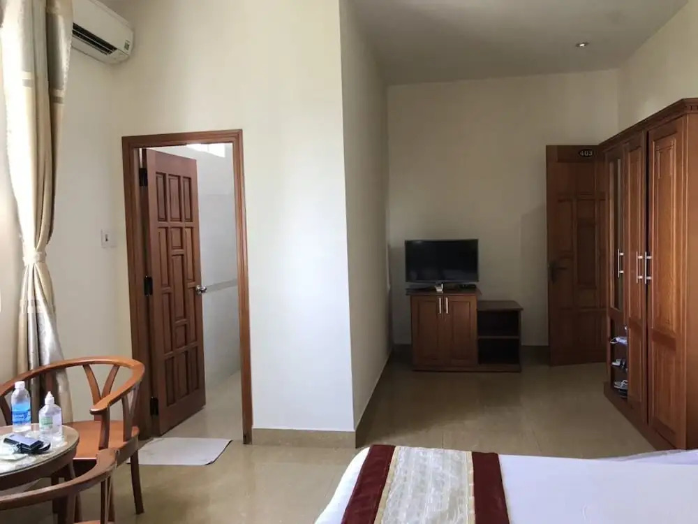 Minh Long Hotel