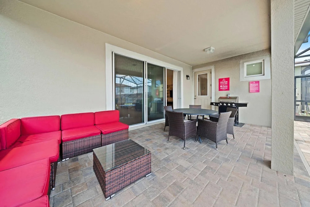 1851 Sawyer Palm Place