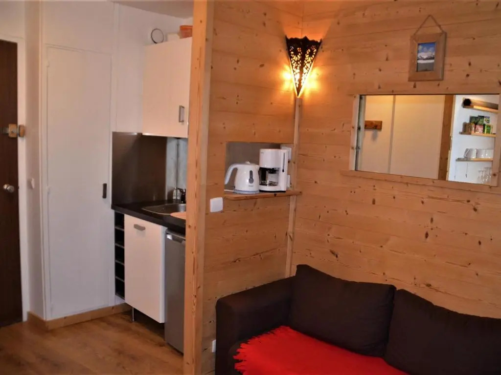 Appartement Les Menuires, 1 pièce, 3 personnes - FR-1-452-144