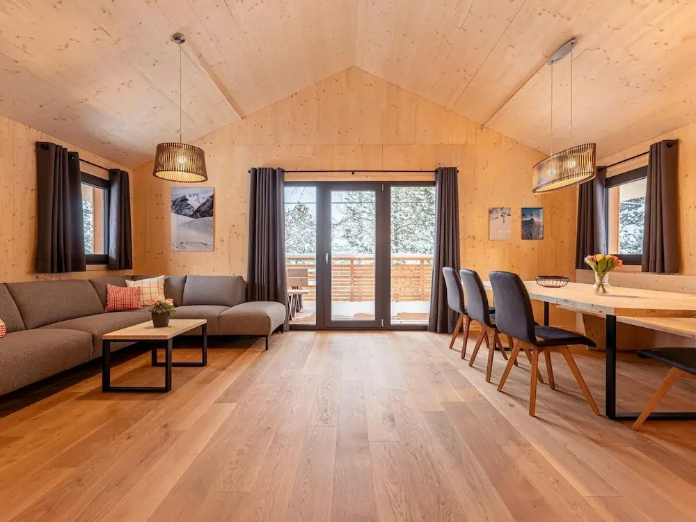 Natural Chalet With Whirlpool