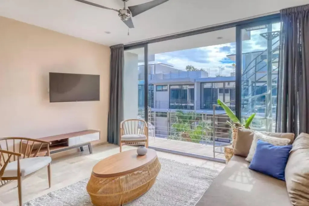 302 Amena Amazing 2 Bdr Penthouse w/ Private Pool and Gym