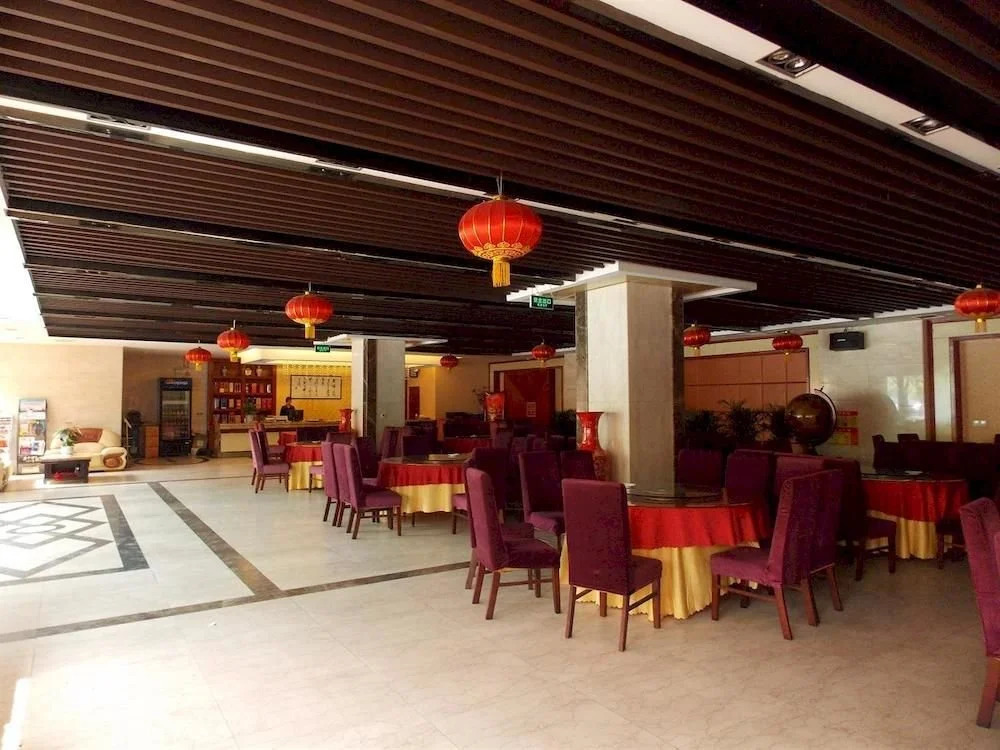 Hanbang Hotel (Hanzhong High-speed Railway Station Central Hospital)(汉邦酒店(汉中高铁站中心医院店))