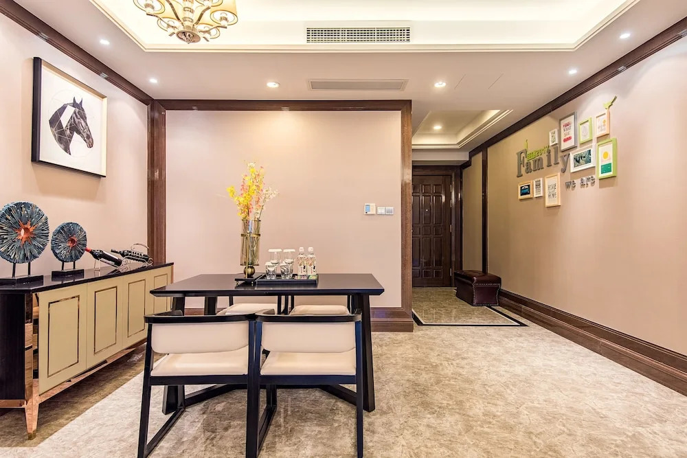Chengdu Huishengjie Service Apartment