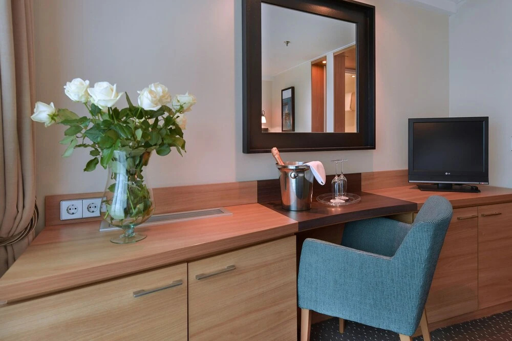 Hotelships Holland - HS Leonora - Messe