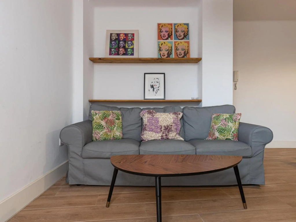 CERVANTES Apartment 23 2BT 2BR