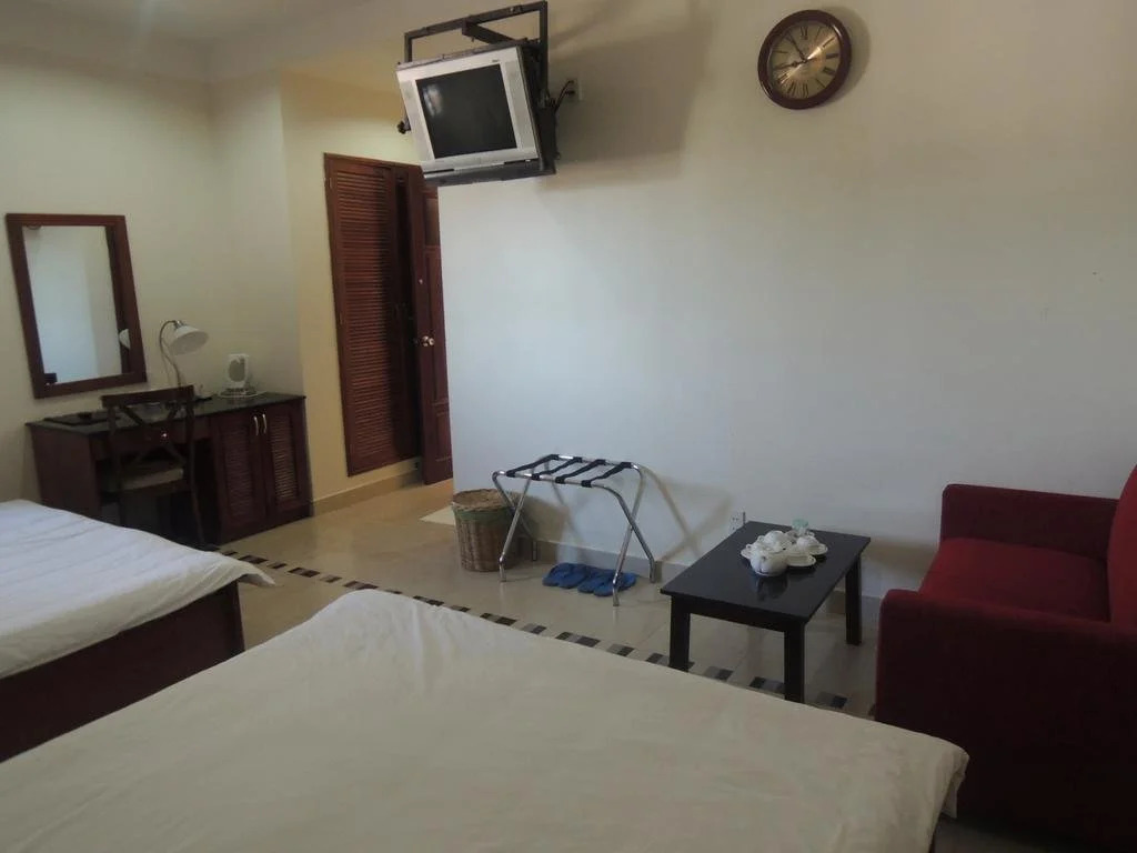 Hung Phong Hotel