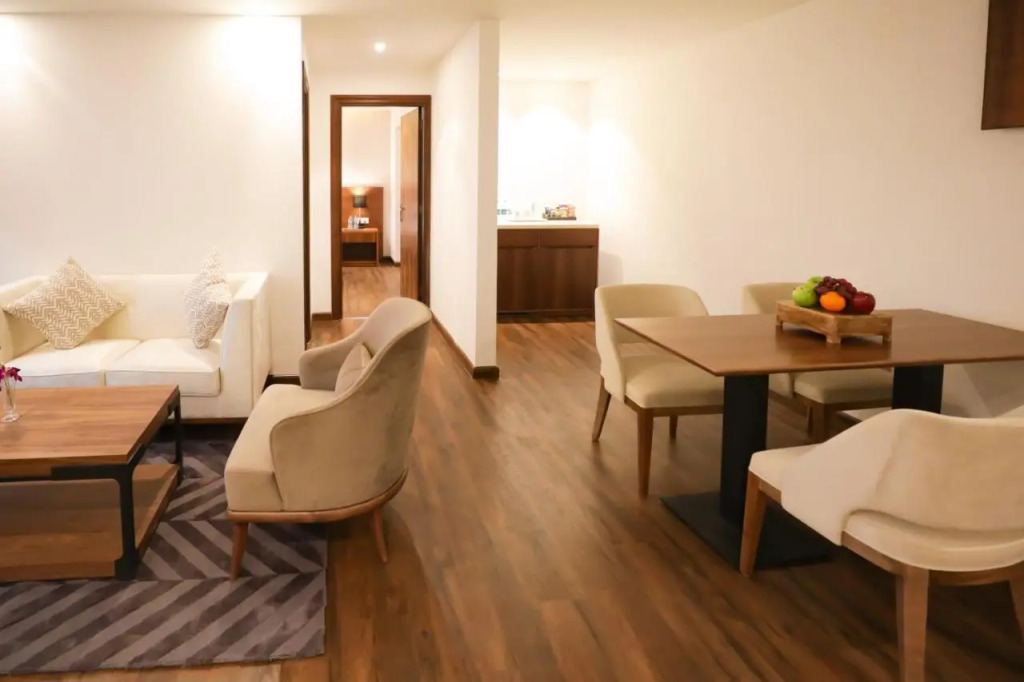 Regenta Suites Gurugram, Sector 49 Sohna Road