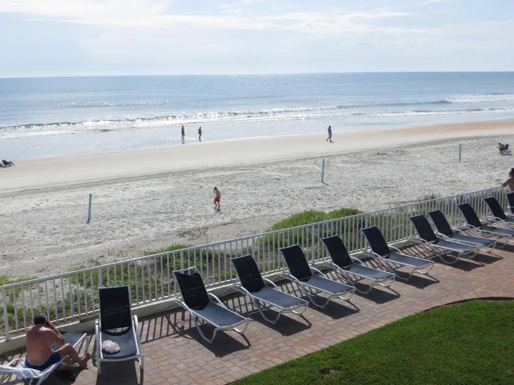 Arya Blu Inn and Suites