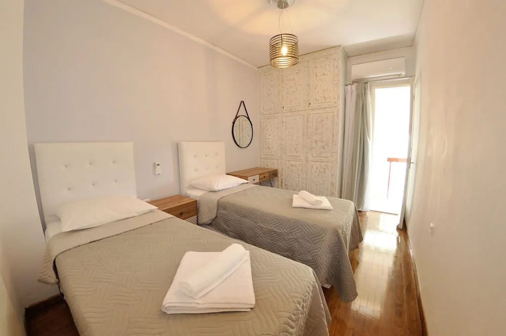 Adamant Suite by Corfuescapes