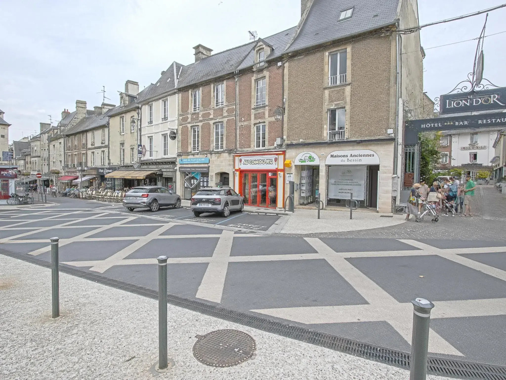 Modern apartment in Bayeux near Tapestry Museum