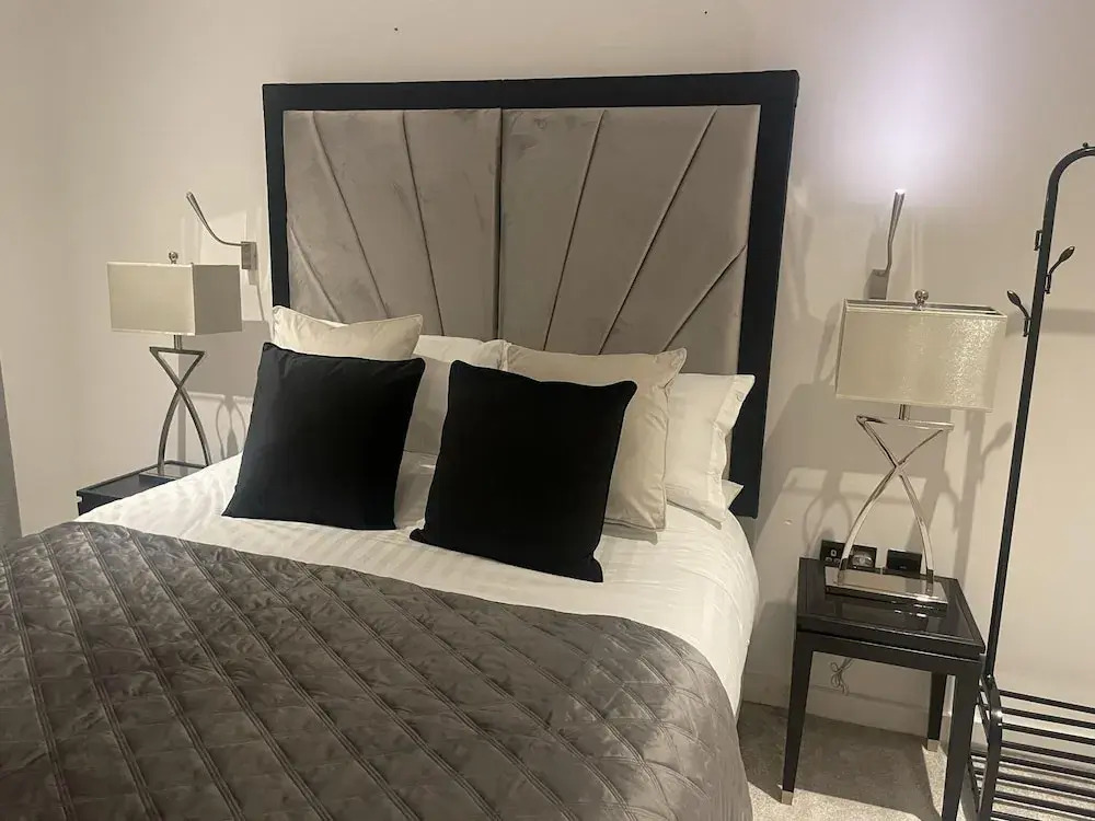 St Albans City Retreat - 2 Bed Apartment