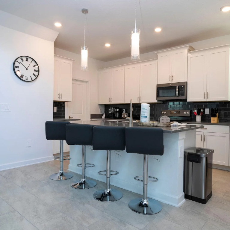 1153 KS -luxury Oasis 5br/5ba Home, Private Pool