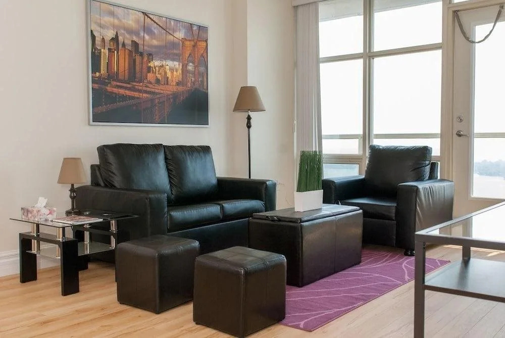 HydeWest - Mariner Furnished Suite