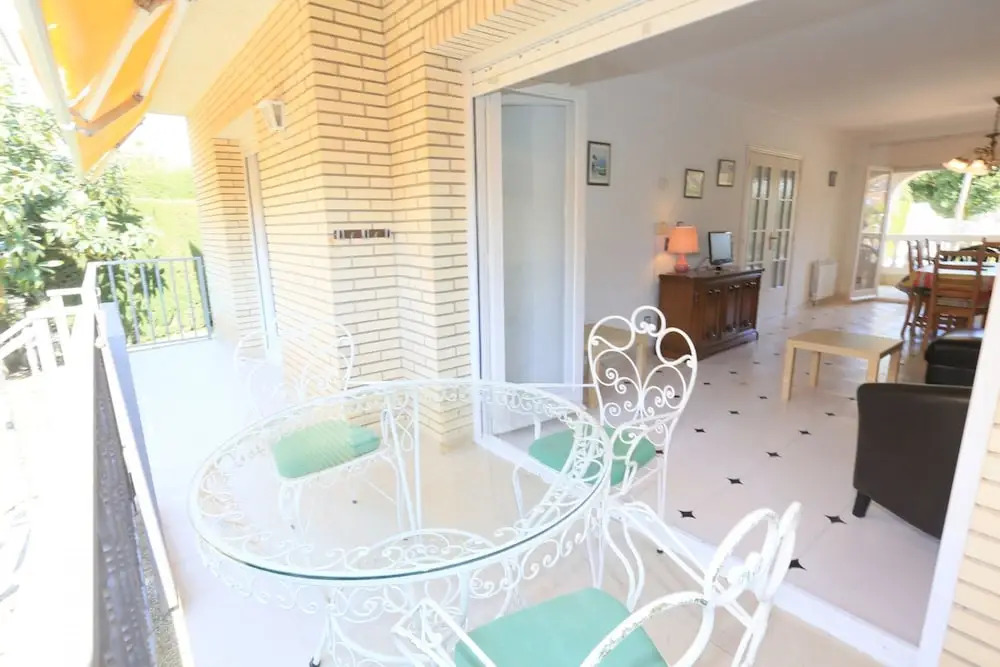 Casa Vista a la Piscina Para 8 Personas en Cambrils