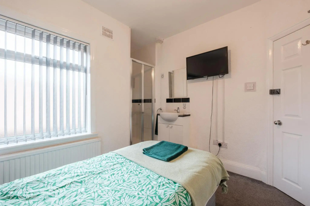 OYO The Pickering Park Hotel