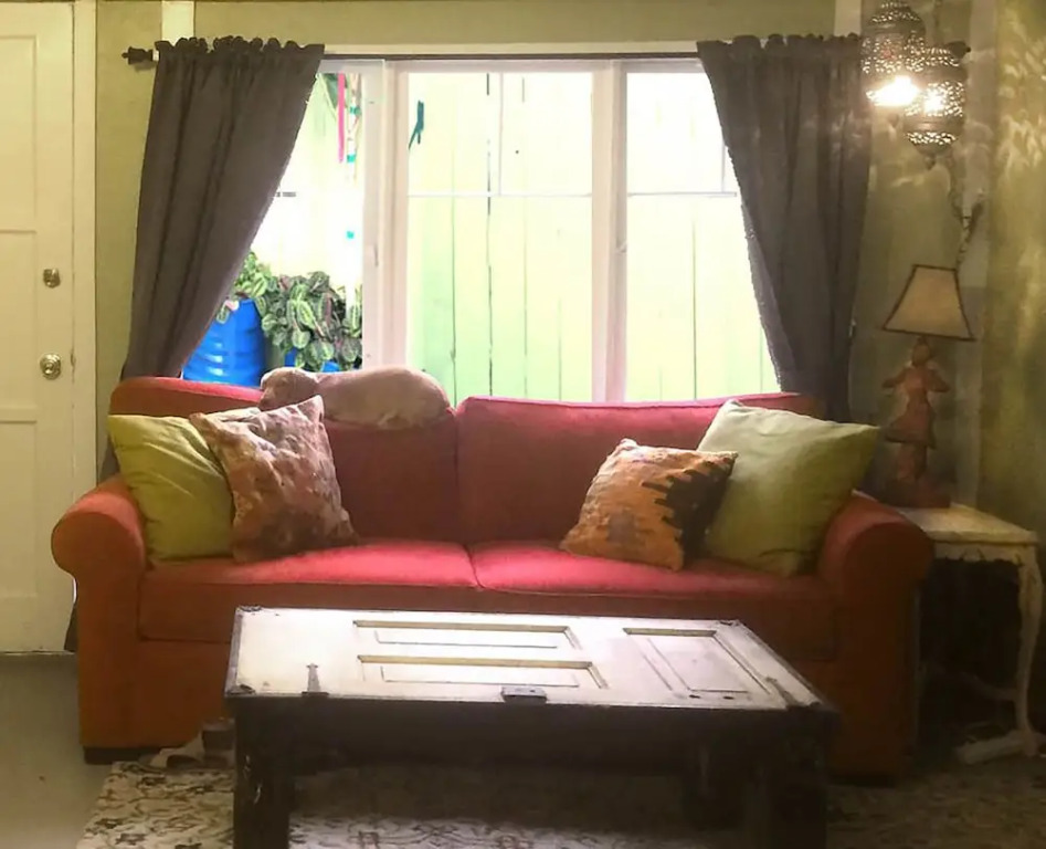 Hollywood Hills Exotic Bohemian Apartment