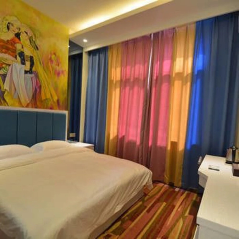 Yuemei Fashion Hotel