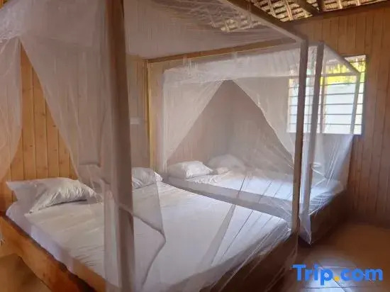 Sawa Sawa Beach Hotel&Backpacks