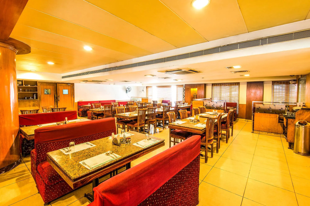 Blossoms Apart Hotel T Nagar