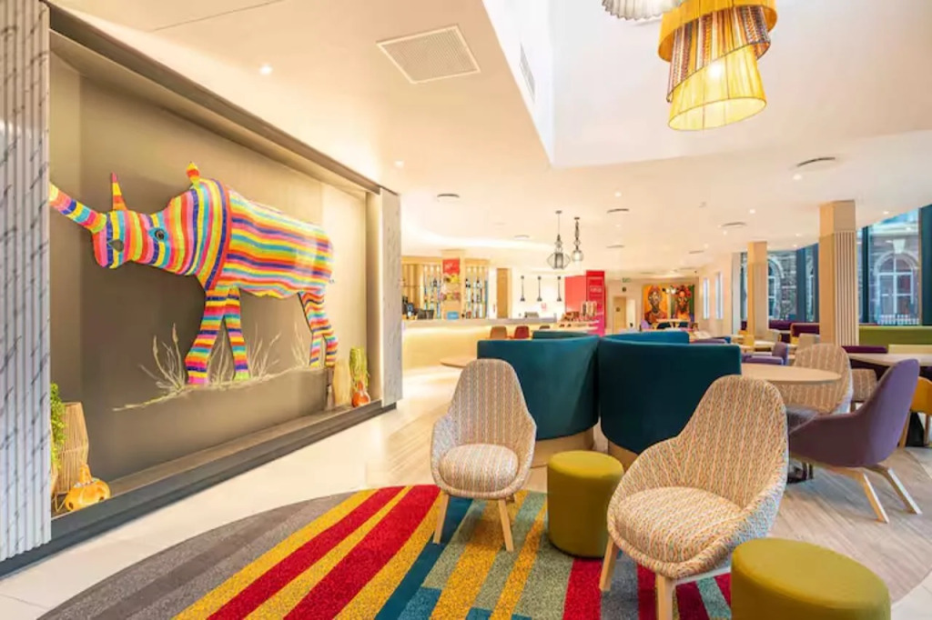 Hampton By Hilton Sandton Grayston