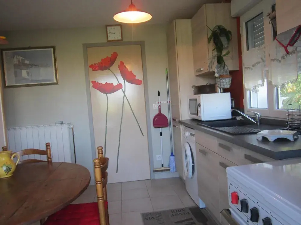 Apartment With One Bedroom In Mortagne-sur-gironde, With Furnished Garden And Wifi - 12 Km From The Beach