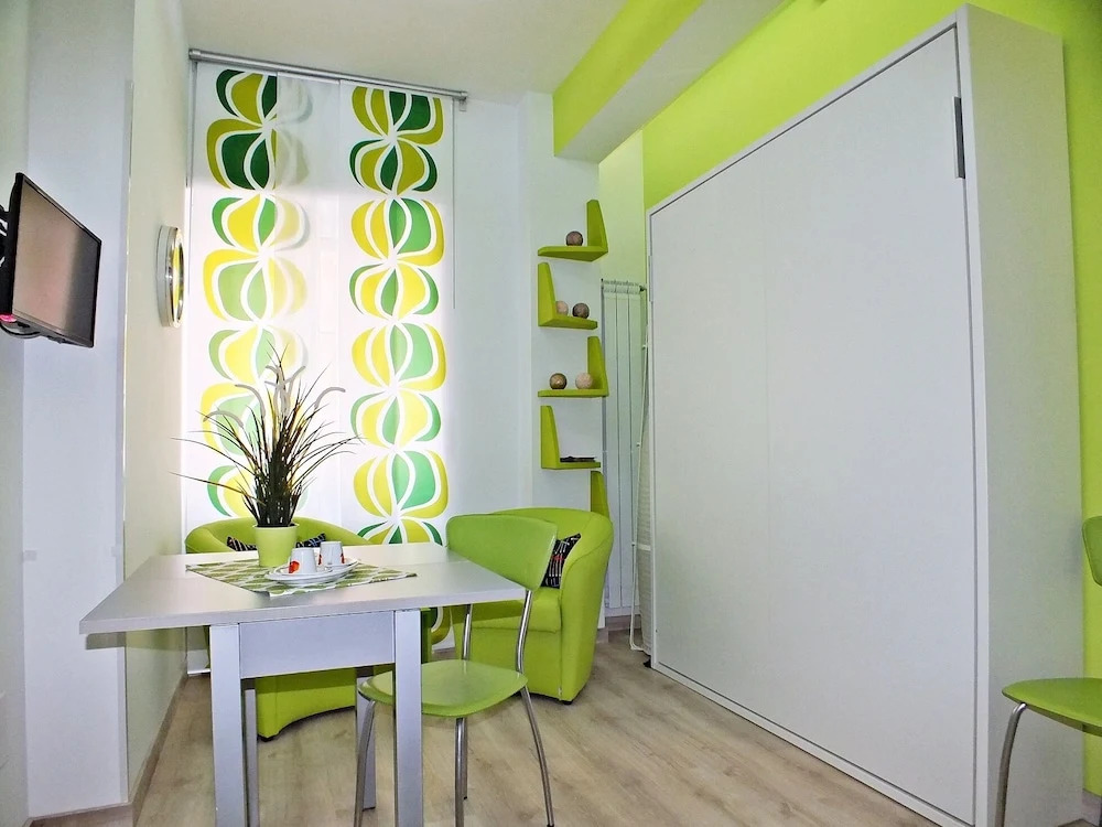 Blaserna House "in the Heart of Shopping in Roma"