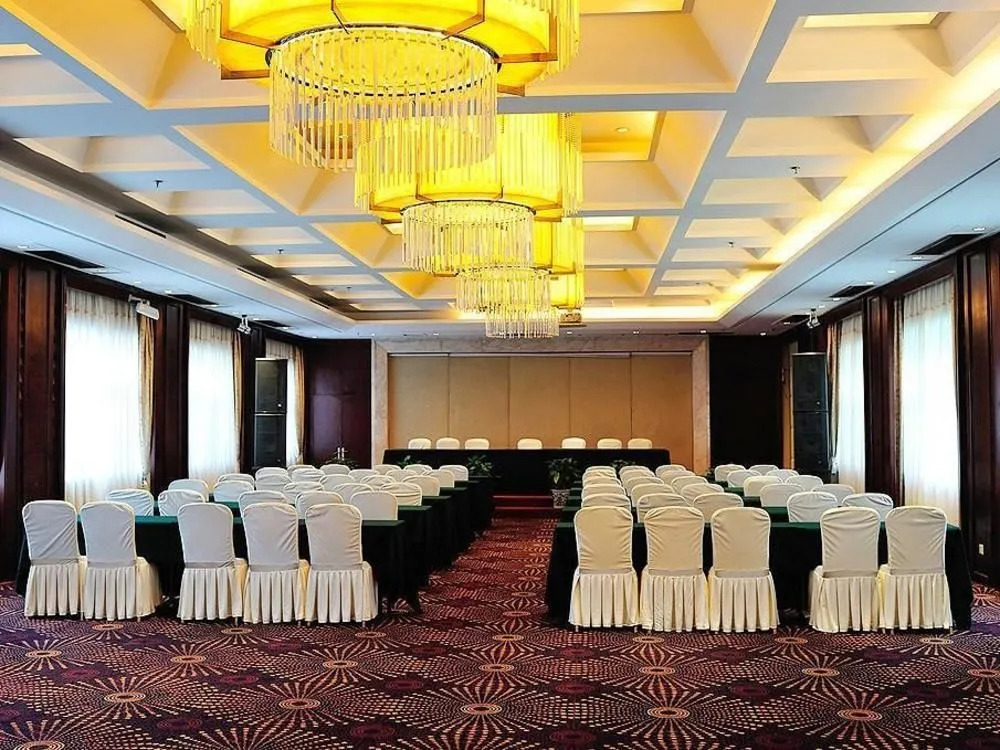Trade Winds Hotel