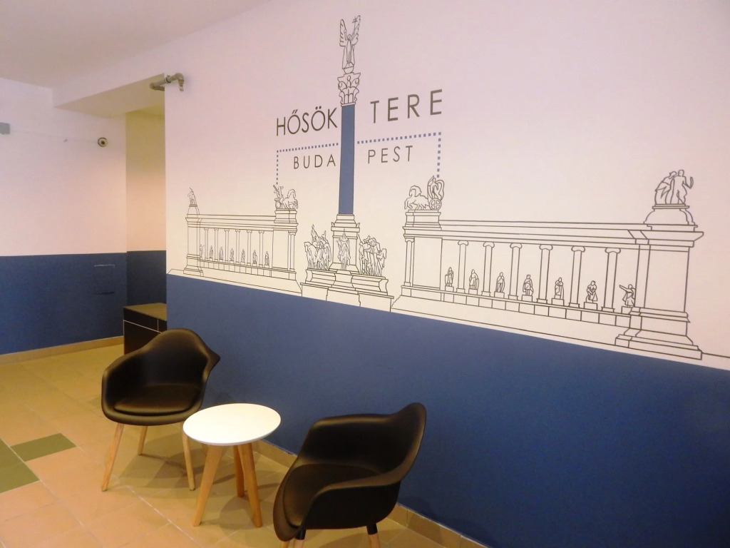Chesscom Hotel