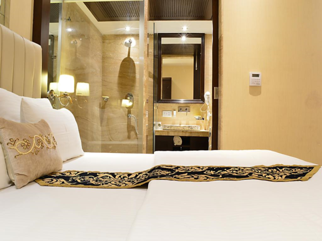 Alaya Stays Hotel Emperor Palms