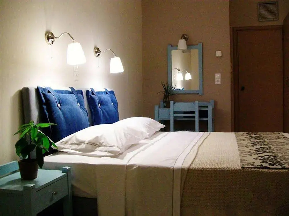 Zorbas Hotel Santorini