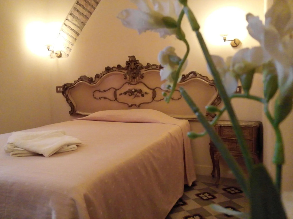 Marta Guest House